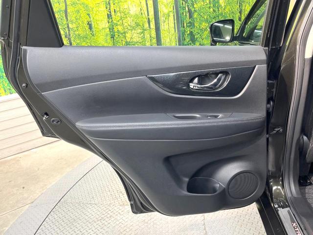 エクストレイル ２０Ｘ　ハイブリッド　エマージェンシーブレーキＰ　４ＷＤ　純正ＳＤナビ　バックカメラ　防水シート　禁煙車　ＬＥＤヘッド　ＥＴＣ　スマートキー＆プッシュスタート　オートライト　デュアルエアコン　ＣＤ　フルセグ　電動格納ミラー　横滑り防止装置（61枚目）