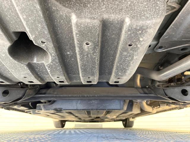 フリード Ｇ・ホンダセンシング　両側電動ドア　純正９型ＳＤナビ　バックカメラ　衝突被害軽減システム　レーダークルーズ　禁煙車　ハーフレザーシート　スマートキー　ＬＥＤヘッド　車線逸脱警報　オートライト　オートエアコン（20枚目）