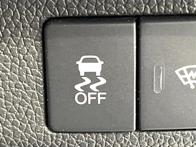 フリード Ｇ・ホンダセンシング　両側電動ドア　純正９型ＳＤナビ　バックカメラ　衝突被害軽減システム　レーダークルーズ　禁煙車　ハーフレザーシート　スマートキー　ＬＥＤヘッド　車線逸脱警報　オートライト　オートエアコン（43枚目）