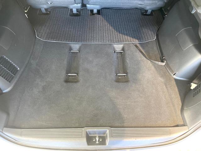 フリード Ｇ・ホンダセンシング　両側電動ドア　純正９型ＳＤナビ　バックカメラ　衝突被害軽減システム　レーダークルーズ　禁煙車　ハーフレザーシート　スマートキー　ＬＥＤヘッド　車線逸脱警報　オートライト　オートエアコン（68枚目）