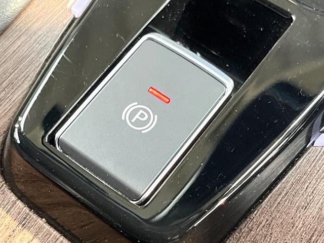 オーラ Ｇ　レザーエディション　純正９インチナビ　全周囲カメラ　ＢＯＳＥサウンドシステム　衝突被害軽減システム　レーダークルーズ　禁煙車　レザーシート　コーナーセンサー　スマートキー　ＬＥＤヘッド　ＥＴＣ２．０　オートハイビーム（53枚目）