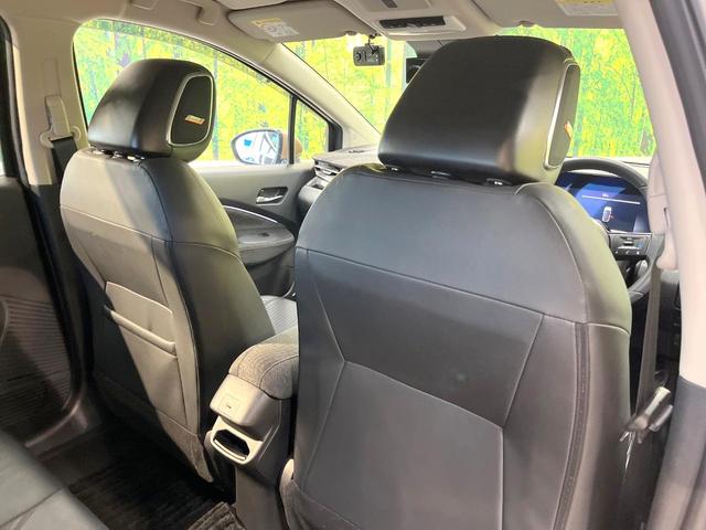 オーラ Ｇ　レザーエディション　純正９インチナビ　全周囲カメラ　ＢＯＳＥサウンドシステム　衝突被害軽減システム　レーダークルーズ　禁煙車　レザーシート　コーナーセンサー　スマートキー　ＬＥＤヘッド　ＥＴＣ２．０　オートハイビーム（62枚目）