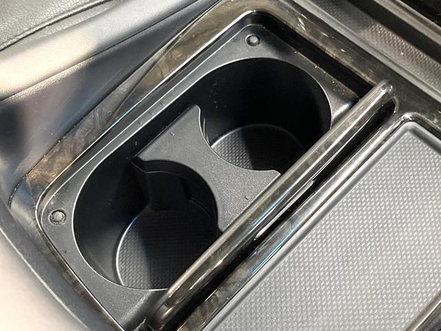 ヴェルファイア 2.5Z Gエディション 両側電動ドア 純正SDナビ フリップダウンモニター バックカメラ 合皮シート 禁煙車 ETCビルドイン 電動リアゲート 前後席パワーシート クリアランスソナー スマートキー LEDヘッド(78枚目)