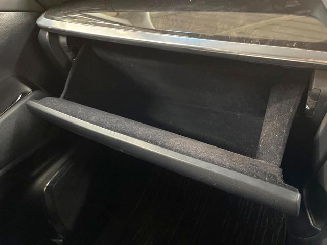 ヴェルファイア 2.5Z Gエディション 両側電動ドア 純正SDナビ フリップダウンモニター バックカメラ 合皮シート 禁煙車 ETCビルドイン 電動リアゲート 前後席パワーシート クリアランスソナー スマートキー LEDヘッド(80枚目)