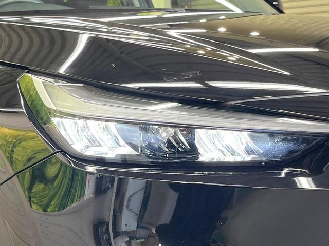 ヴェゼル ｅ：ＨＥＶ　Ｘ　純正８インチＳＤナビ　バックカメラ　衝突被害軽減システム　アダプティブクルーズコントロール　禁煙車　スマートキー　ＬＥＤヘッド　ビルトインＥＴＣ　オートハイビーム　車線逸脱警報　オートライト（32枚目）