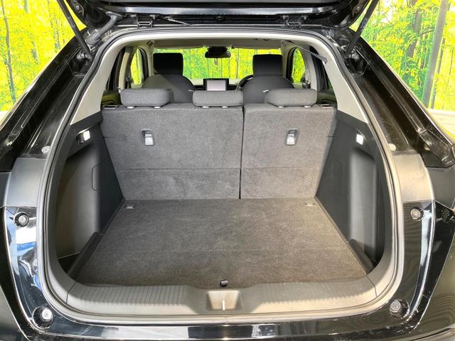 ヴェゼル ｅ：ＨＥＶ　Ｘ　純正８インチＳＤナビ　バックカメラ　衝突被害軽減システム　アダプティブクルーズコントロール　禁煙車　スマートキー　ＬＥＤヘッド　ビルトインＥＴＣ　オートハイビーム　車線逸脱警報　オートライト（43枚目）