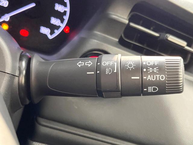 ヴェゼル ｅ：ＨＥＶ　Ｘ　純正８インチＳＤナビ　バックカメラ　衝突被害軽減システム　アダプティブクルーズコントロール　禁煙車　スマートキー　ＬＥＤヘッド　ビルトインＥＴＣ　オートハイビーム　車線逸脱警報　オートライト（58枚目）