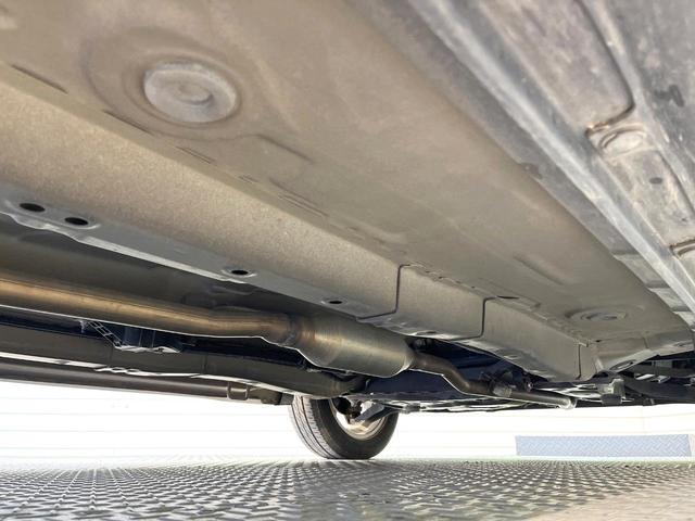 ワゴンRスティングレー X HDDナビ 禁煙車 スマートキー HIDヘッド オートライト オートエアコン 純正14インチアルミ CD 地デジ アイドリングストップ 電動格納ミラー シートリフター アームレスト(22枚目)