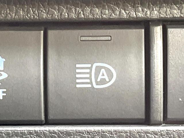 ハリアー G モデリスタエアロ 純正8インチディスプレイオーディオ バックカメラ 衝突軽減装置 禁煙車 電動リアゲート パワーシート ドラレコ コーナーセンサー スマートキー LEDヘッド ビルトインETC(50枚目)