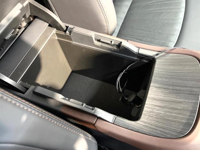 ハリアー G モデリスタエアロ 純正8インチディスプレイオーディオ バックカメラ 衝突軽減装置 禁煙車 電動リアゲート パワーシート ドラレコ コーナーセンサー スマートキー LEDヘッド ビルトインETC(71枚目)