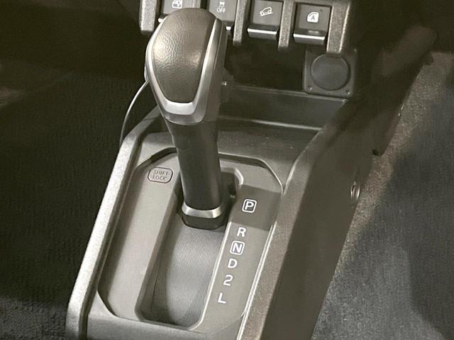 ジムニー XC 4WD 衝突被害軽減システム 禁煙車 ドラレコ コーナーセンサー スマートキー LEDヘッド ETC クルコン オートハイビーム 車線逸脱警報 オートライト オートエアコン 純正16インチアルミ(57枚目)