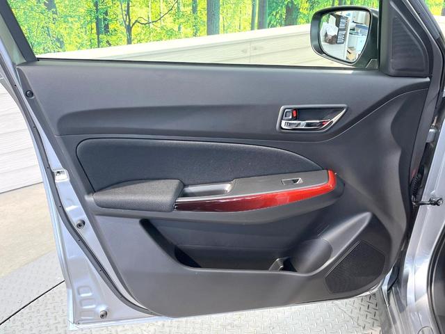 スイフトスポーツ ベースグレード MT車 バックカメラ 衝突被害軽減システム レーダークルーズ 禁煙車 スマートキー HIDヘッド ビルトインETC 純正17インチアルミ オートライト オートエアコン Bluetooth CD(64枚目)