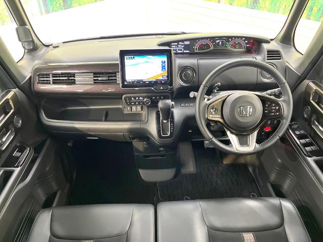 N-BOXカスタム G・Lターボホンダセンシング 両側電動ドア 8インチSDナビ バックカメラ 衝突被害軽減システム ドライブレコーダー LEDヘッド ビルトインETC 純正15インチアルミ オートハイビーム 車線逸脱警報 オートライト(2枚目)