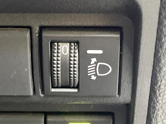 ヤリス ハイブリッドＸ　バックカメラ　ディスプレイオーディオ　衝突被害軽減システム　レーダークルーズコントロール　禁煙車　ビルトインＥＴＣ　オートハイビーム　車線逸脱警報　オートライト　オートエアコン　Ｂｌｕｅｔｏｏｔｈ（49枚目）