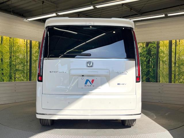 ステップワゴン ｅ：ＨＥＶスパーダ　プレミアムライン　両側電動ドア　純正１１インチナビ　後席モニター　全周囲カメラ　衝突被害軽減システム　アダプティブクルーズコントロール　禁煙車　電動リアゲート　合皮　ドライブレコーダー　スマートキー　ビルトインＥＴＣ（16枚目）