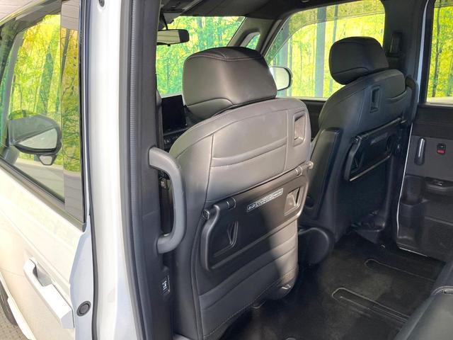 ステップワゴン ｅ：ＨＥＶスパーダ　プレミアムライン　両側電動ドア　純正１１インチナビ　後席モニター　全周囲カメラ　衝突被害軽減システム　アダプティブクルーズコントロール　禁煙車　電動リアゲート　合皮　ドライブレコーダー　スマートキー　ビルトインＥＴＣ（48枚目）