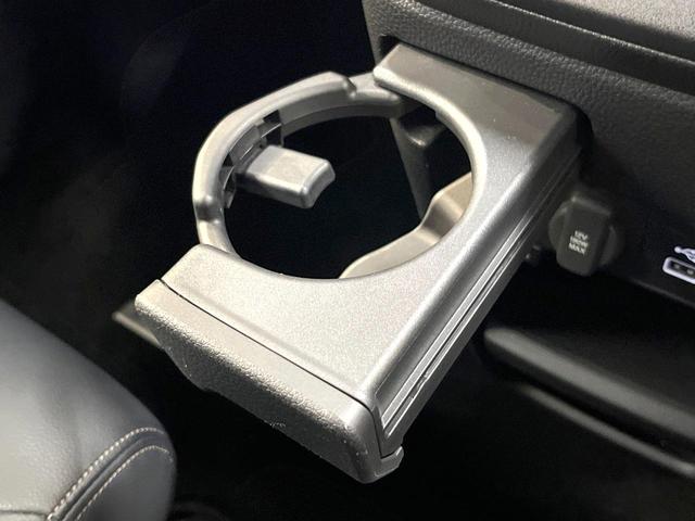 ステップワゴン ｅ：ＨＥＶスパーダ　プレミアムライン　両側電動ドア　純正１１インチナビ　後席モニター　全周囲カメラ　衝突被害軽減システム　アダプティブクルーズコントロール　禁煙車　電動リアゲート　合皮　ドライブレコーダー　スマートキー　ビルトインＥＴＣ（77枚目）