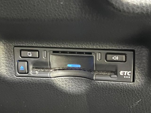 シエンタ ハイブリッドＺ　両側電動ドア　純正１０型ディスプレイオーディオ　全周囲カメラ　衝突被害軽減システム　レーダークルーズ　禁煙車　ドラレコ　コーナーセンサー　スマートキー　ＬＥＤヘッド　ＥＴＣ　オートハイビーム（7枚目）