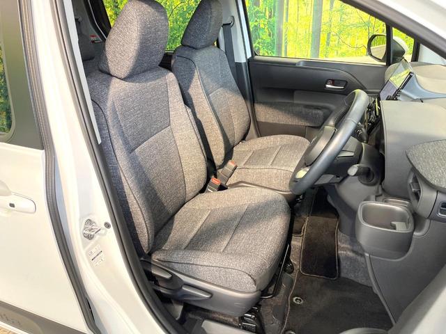 シエンタ ハイブリッドＺ　両側電動ドア　純正１０型ディスプレイオーディオ　全周囲カメラ　衝突被害軽減システム　レーダークルーズ　禁煙車　ドラレコ　コーナーセンサー　スマートキー　ＬＥＤヘッド　ＥＴＣ　オートハイビーム（8枚目）