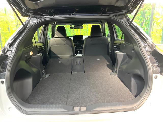 ヤリスクロス ハイブリッドＺ　フルエアロ　純正ディスプレイオーディオ　全周囲カメラ　衝突被害軽減システム　レーダークルーズ　禁煙車　ハーフレザーシート　パワーシート　ドラレコ　コーナーセンサー　スマートキー　ＬＥＤヘッド　ＥＴＣ（10枚目）