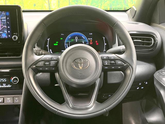 ヤリスクロス ハイブリッドＺ　フルエアロ　純正ディスプレイオーディオ　全周囲カメラ　衝突被害軽減システム　レーダークルーズ　禁煙車　ハーフレザーシート　パワーシート　ドラレコ　コーナーセンサー　スマートキー　ＬＥＤヘッド　ＥＴＣ（11枚目）