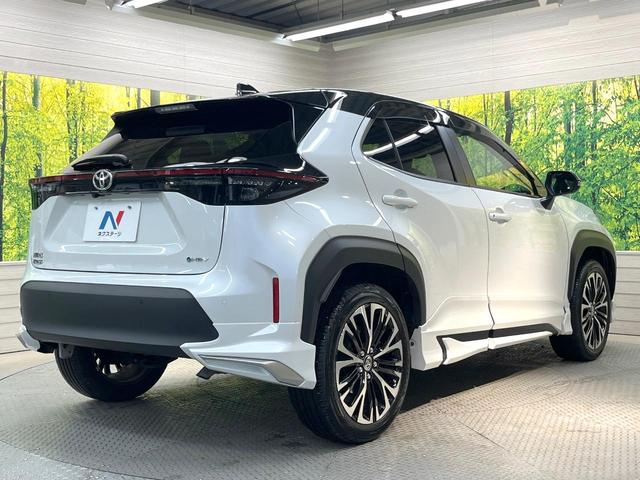 ヤリスクロス ハイブリッドＺ　フルエアロ　純正ディスプレイオーディオ　全周囲カメラ　衝突被害軽減システム　レーダークルーズ　禁煙車　ハーフレザーシート　パワーシート　ドラレコ　コーナーセンサー　スマートキー　ＬＥＤヘッド　ＥＴＣ（17枚目）