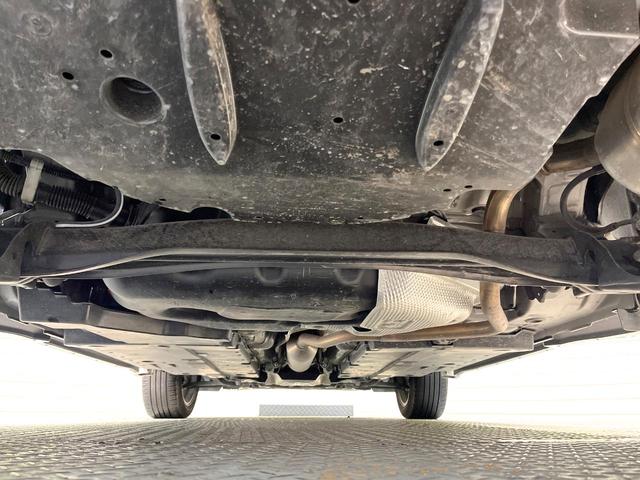 ヤリスクロス ハイブリッドＺ　フルエアロ　純正ディスプレイオーディオ　全周囲カメラ　衝突被害軽減システム　レーダークルーズ　禁煙車　ハーフレザーシート　パワーシート　ドラレコ　コーナーセンサー　スマートキー　ＬＥＤヘッド　ＥＴＣ（19枚目）