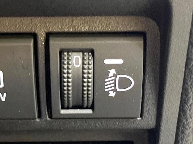 ヤリスクロス ハイブリッドＺ　フルエアロ　純正ディスプレイオーディオ　全周囲カメラ　衝突被害軽減システム　レーダークルーズ　禁煙車　ハーフレザーシート　パワーシート　ドラレコ　コーナーセンサー　スマートキー　ＬＥＤヘッド　ＥＴＣ（50枚目）