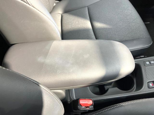 ヤリスクロス ハイブリッドＺ　フルエアロ　純正ディスプレイオーディオ　全周囲カメラ　衝突被害軽減システム　レーダークルーズ　禁煙車　ハーフレザーシート　パワーシート　ドラレコ　コーナーセンサー　スマートキー　ＬＥＤヘッド　ＥＴＣ（60枚目）