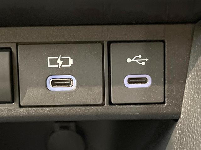 ヤリスクロス ハイブリッドＺ　フルエアロ　純正ディスプレイオーディオ　全周囲カメラ　衝突被害軽減システム　レーダークルーズ　禁煙車　ハーフレザーシート　パワーシート　ドラレコ　コーナーセンサー　スマートキー　ＬＥＤヘッド　ＥＴＣ（64枚目）