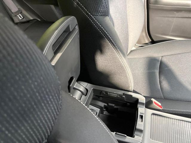 インプレッサスポーツ 2.0i 禁煙車 7インチナビ スマートキー ビルトインETC クルーズコントロール 純正16インチアルミ オートライト デュアルエアコン Bluetooth CD DVD再生 地デジ パドルシフト(67枚目)