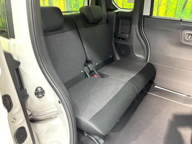 Ｎ－ＢＯＸカスタム ベースグレード　届出済未使用車　電動スライドドア　衝突被害軽減システム　禁煙車　シートヒーター　コーナーセンサー　スマートキー＆プッシュスタート　ＬＥＤヘッド　純正１４インチアルミ　オートライト　オートエアコン（9枚目）