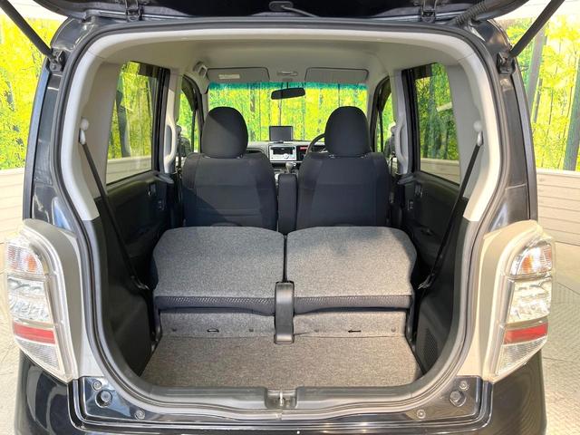普段のお買い物や通勤、送迎等に十分な荷室スペースを確保しております。セカンドシートを倒すと、大きな荷物の積載も可能です♪