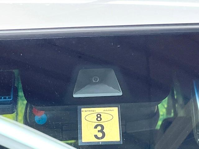 Ｎ－ＢＯＸカスタム Ｌ　両側電動ドア　バックカメラ　純正ＳＤナビ　衝突被害軽減システム　禁煙車　シートヒーター　ドラレコ　スマートキー　ＬＥＤヘッド　ビルトインＥＴＣ　純正１４インチアルミ　オートハイビーム　オートライト（4枚目）