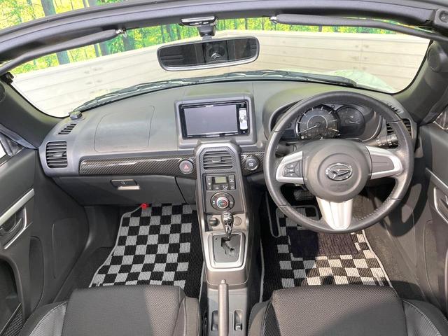 コペン ローブ　ターボ　ＳＤナビ　バックカメラ　禁煙車　シートヒーター　スマートキー＆プッシュスタート　ＬＥＤヘッド＆フォグ　ＥＴＣ　純正１６インチアルミ　オートエアコン　Ｂｌｕｅｔｏｏｔｈ　ＣＤ　ＤＶＤ再生（2枚目）