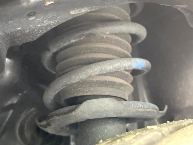 コペン ローブ　ターボ　ＳＤナビ　バックカメラ　禁煙車　シートヒーター　スマートキー＆プッシュスタート　ＬＥＤヘッド＆フォグ　ＥＴＣ　純正１６インチアルミ　オートエアコン　Ｂｌｕｅｔｏｏｔｈ　ＣＤ　ＤＶＤ再生（21枚目）