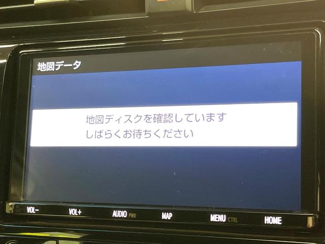 カムリ Ｇ　バックカメラ　純正９インチナビ　衝突被害軽減システム　レーダークルーズ　禁煙車　パワーシート　ドラレコ　コーナーセンサー　スマートキー　ＬＥＤヘッド　ビルトインＥＴＣ　純正１７インチアルミ（49枚目）