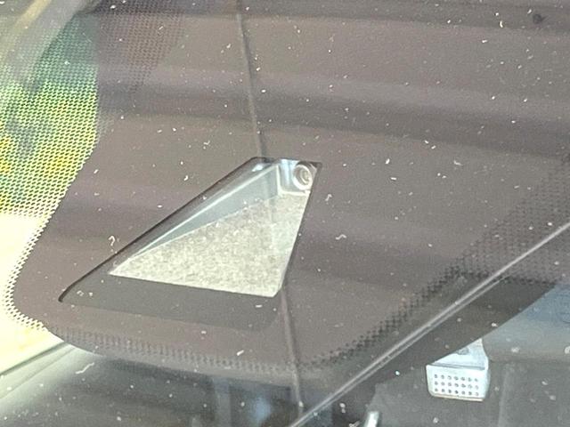 アルファード 2.5S 7人 純正SDナビ 両側電動ドア バックカメラ 衝突被害軽減システム レーダークルーズ 禁煙車 コーナーセンサー スマートキー LEDヘッド ETC 純正18アルミ オートハイビーム 車線逸脱警報(2枚目)