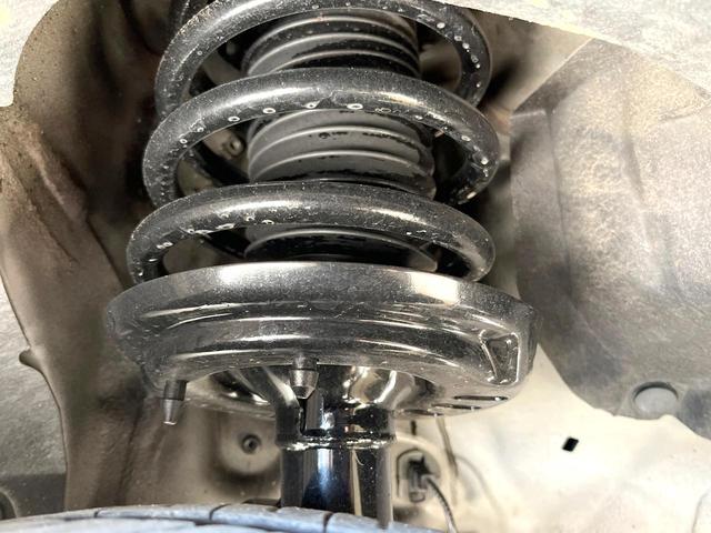 フィット ｅ：ＨＥＶ　ＲＳ　９インチホンダコネクトディスプレー　バックカメラ　衝突被害軽減システム　禁煙車　合皮シート　コーナーセンサー　スマートキー　ＬＥＤヘッド　ＥＴＣ２．０　純正１６インチアルミ　オートハイビーム（20枚目）