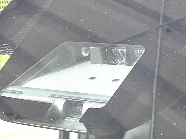 ノア ハイブリッドSi ダブルバイビー 両側電動ドア 純正8インチナビ バックカメラ 衝突被害軽減システム 禁煙車 合皮シート ドラレコ スマートキー LEDヘッド ETC2.0 クルコン 純正16インチアルミ オートハイビーム(3枚目)