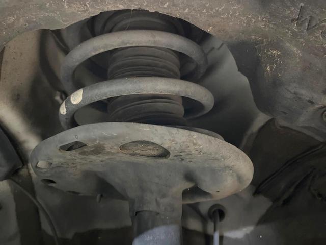 ノア ハイブリッドSi ダブルバイビー 両側電動ドア 純正8インチナビ バックカメラ 衝突被害軽減システム 禁煙車 合皮シート ドラレコ スマートキー LEDヘッド ETC2.0 クルコン 純正16インチアルミ オートハイビーム(21枚目)