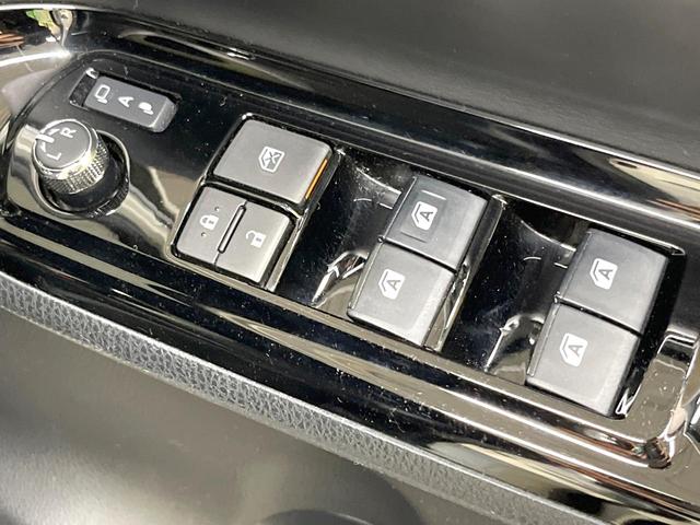 ノア ハイブリッドSi ダブルバイビー 両側電動ドア 純正8インチナビ バックカメラ 衝突被害軽減システム 禁煙車 合皮シート ドラレコ スマートキー LEDヘッド ETC2.0 クルコン 純正16インチアルミ オートハイビーム(70枚目)