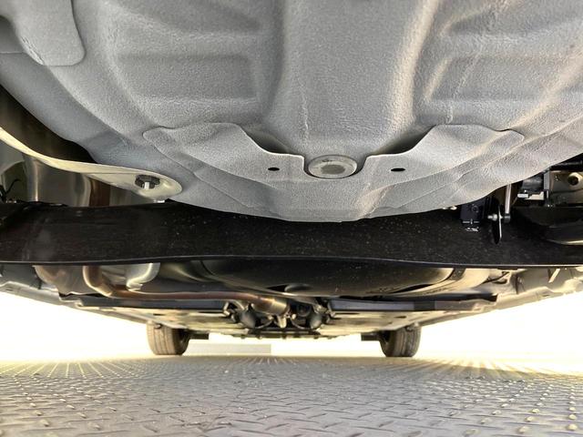 ノート Ｘ　メーカー８型ナビ　インテリジェントルームミラー　全周囲カメラ　衝突被害軽減システム　禁煙車　ドラレコ　コーナーセンサー　ＬＥＤヘッド　ＥＴＣ　オートハイビーム　車線逸脱警報　Ｂｌｕｅｔｏｏｔｈ（19枚目）