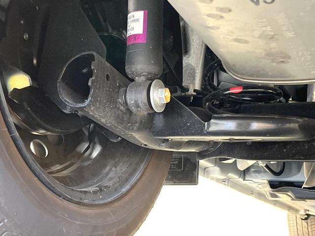 ノート Ｘ　メーカー８型ナビ　インテリジェントルームミラー　全周囲カメラ　衝突被害軽減システム　禁煙車　ドラレコ　コーナーセンサー　ＬＥＤヘッド　ＥＴＣ　オートハイビーム　車線逸脱警報　Ｂｌｕｅｔｏｏｔｈ（20枚目）