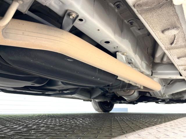 フリード Ｇ　ジャストセレクション　純正ナビ　電動スライドドア　バックカメラ　禁煙車　スマートキー　ＥＴＣ　オートエアコン　ＣＤ　ＤＶＤ再生　地デジ　電動格納ミラー　横滑り防止　プライバシーガラス　パワーウィンドウ　パワーステアリング（24枚目）