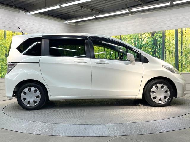 フリード Ｇ　ジャストセレクション　純正ナビ　電動スライドドア　バックカメラ　禁煙車　スマートキー　ＥＴＣ　オートエアコン　ＣＤ　ＤＶＤ再生　地デジ　電動格納ミラー　横滑り防止　プライバシーガラス　パワーウィンドウ　パワーステアリング（28枚目）