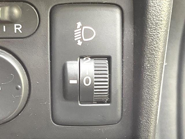 フリード Ｇ　ジャストセレクション　純正ナビ　電動スライドドア　バックカメラ　禁煙車　スマートキー　ＥＴＣ　オートエアコン　ＣＤ　ＤＶＤ再生　地デジ　電動格納ミラー　横滑り防止　プライバシーガラス　パワーウィンドウ　パワーステアリング（40枚目）