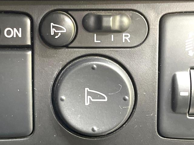 フリード Ｇ　ジャストセレクション　純正ナビ　電動スライドドア　バックカメラ　禁煙車　スマートキー　ＥＴＣ　オートエアコン　ＣＤ　ＤＶＤ再生　地デジ　電動格納ミラー　横滑り防止　プライバシーガラス　パワーウィンドウ　パワーステアリング（41枚目）