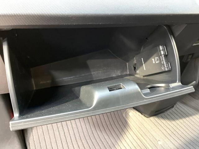 フリード Ｇ　ジャストセレクション　純正ナビ　電動スライドドア　バックカメラ　禁煙車　スマートキー　ＥＴＣ　オートエアコン　ＣＤ　ＤＶＤ再生　地デジ　電動格納ミラー　横滑り防止　プライバシーガラス　パワーウィンドウ　パワーステアリング（63枚目）