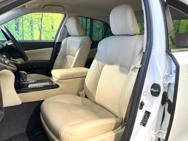 クラウンハイブリッド ロイヤルサルーン　純正８型ＳＤナビ　バックカメラ　衝突被害軽減システム　レーダークルーズ　禁煙車　レザーシート　ドラレコ　コーナーセンサー　スマートキー　ＬＥＤヘッド　ビルトインＥＴＣ　純正１６インチアルミ（54枚目）